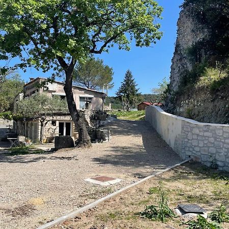 Le Castellas - Gite En Pleine Nature Montmirat Exterior foto