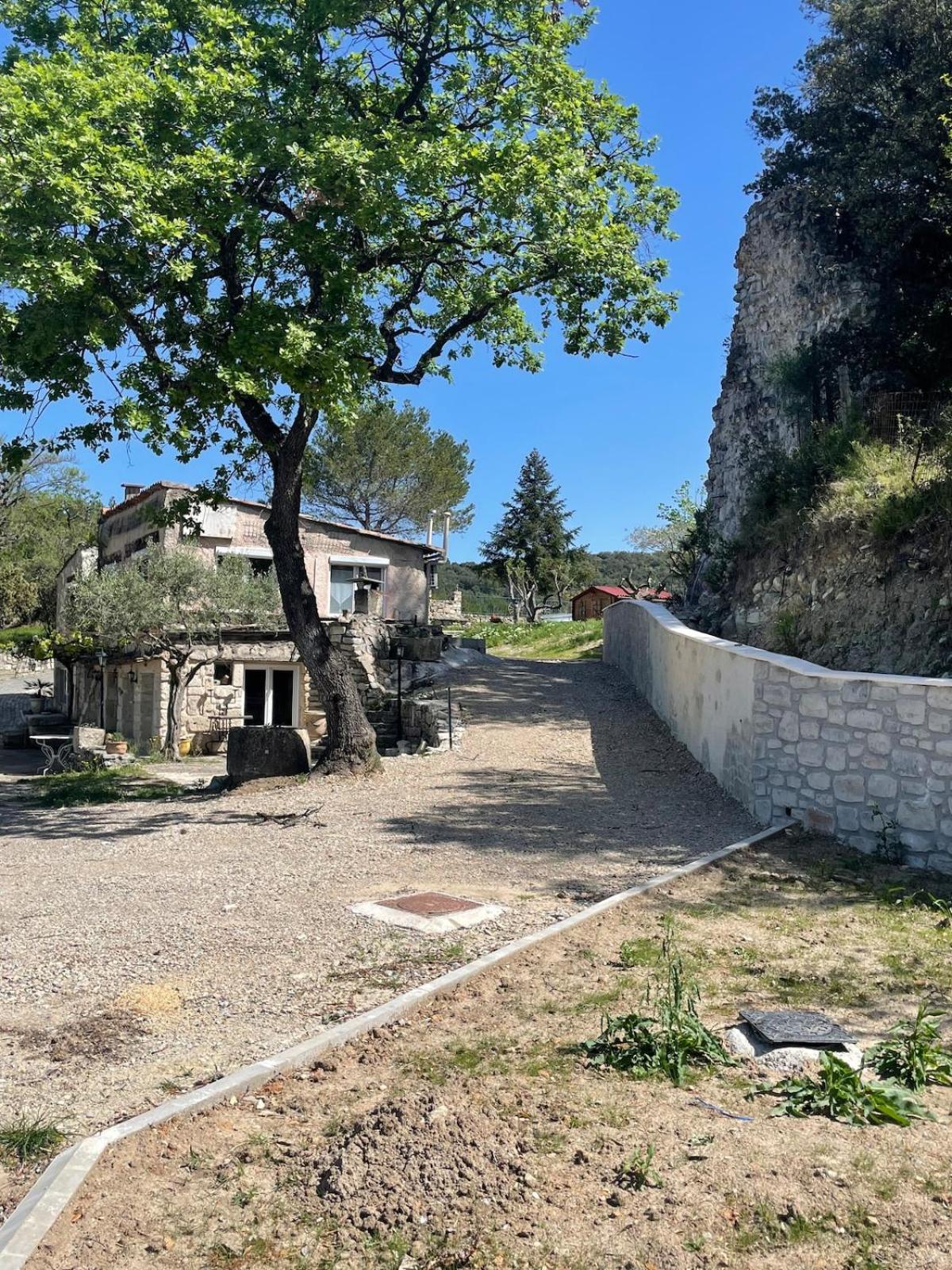 Le Castellas - Gite En Pleine Nature Montmirat Exterior foto